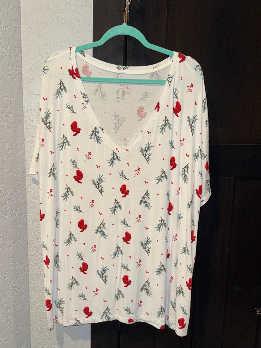 Kyte BABY Relaxed V-Neck Tee, Winter Theme